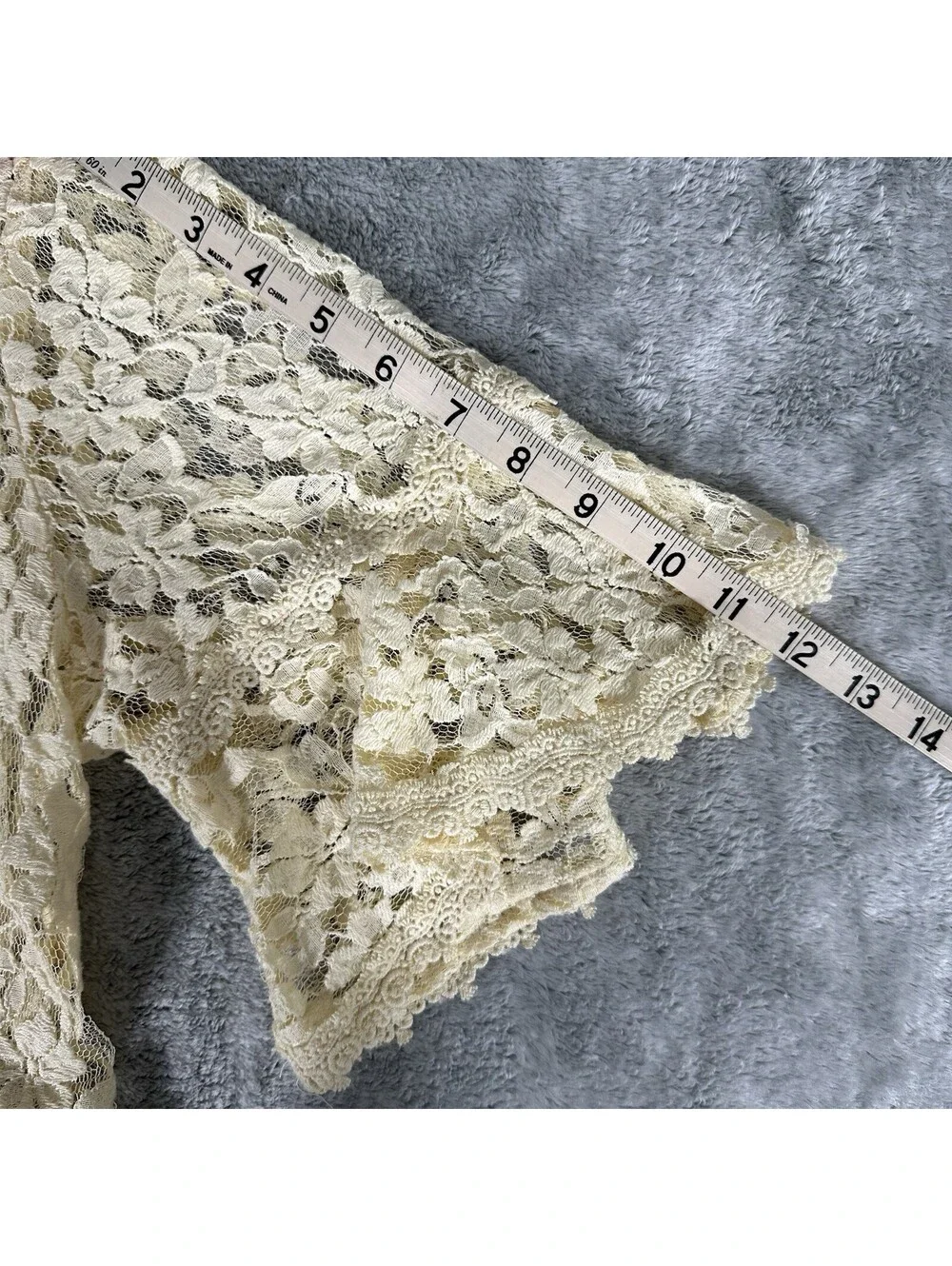 Free People Sz. Lg. With Flair Peplum Top Ivory Lace Black Applique Bell Sleeve